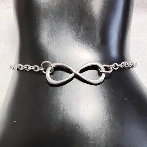 BNWOT 3/$20 Florence Scovel 7" Infinity Bracelet Fashion Jewelry!!
